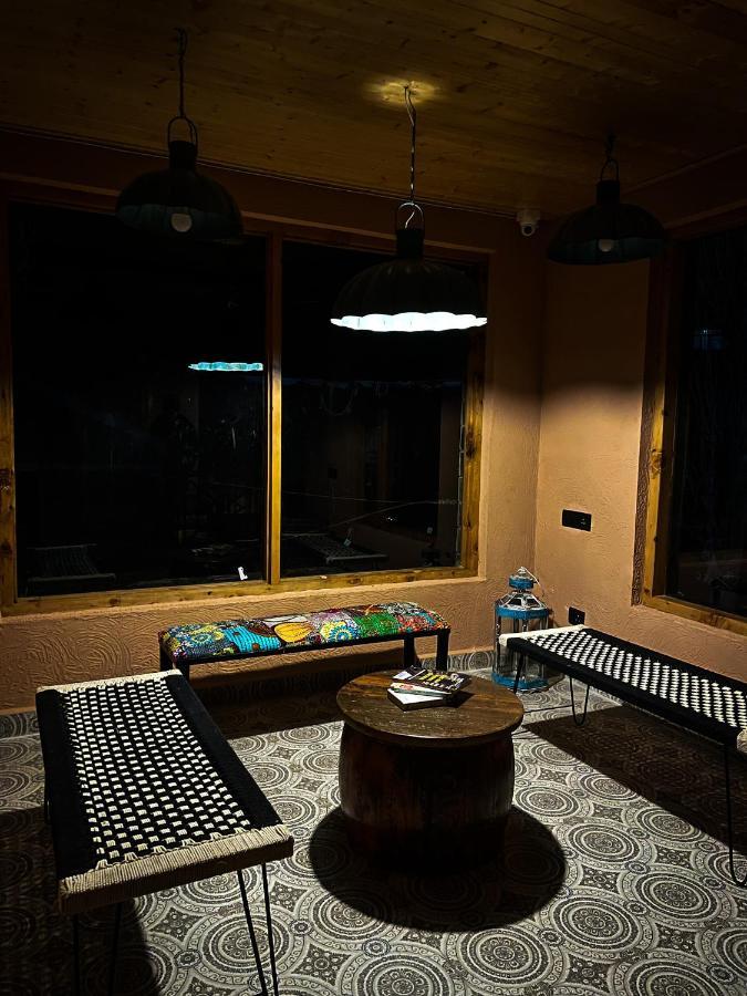 Hotel La Hault Sissu Zewnętrze zdjęcie